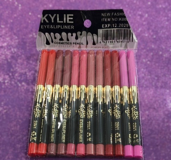 Producto - Lip Liner KYLIE 06213