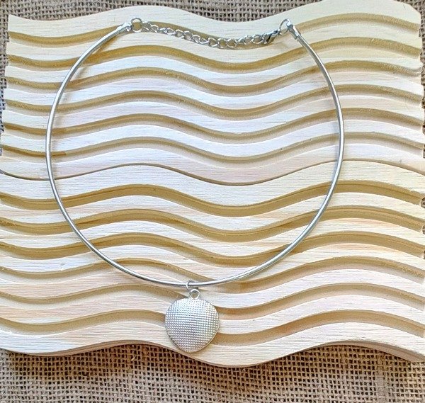 Producto - Chocker Rígido Corazón con diseño