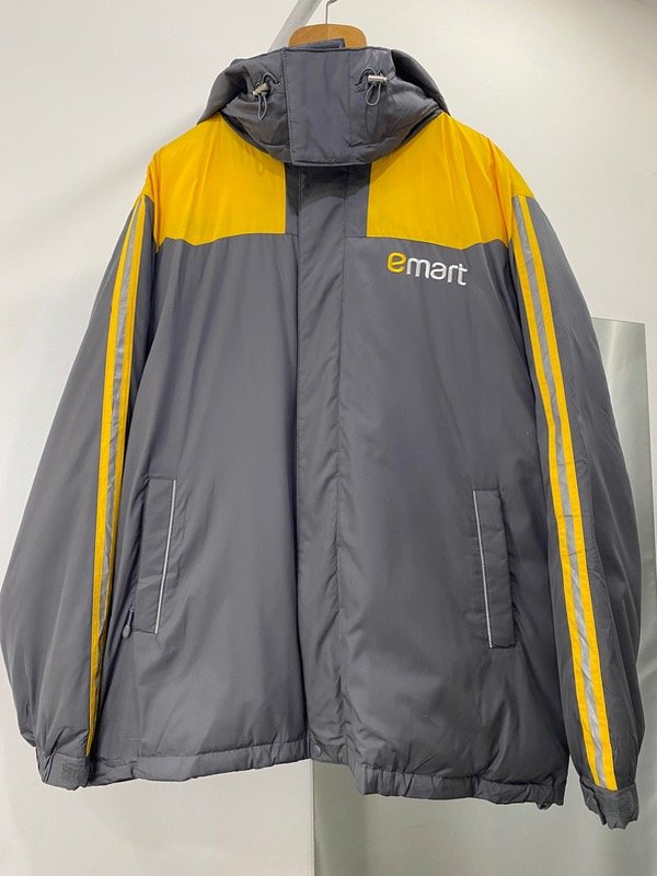 Producto - Campera Marca ShinSegae Importada
