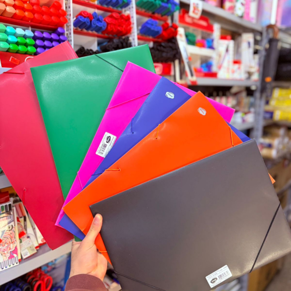 Producto - Carpeta 3 SOLAPAS CON ELASTICO A4 Colores Clasicos - 0