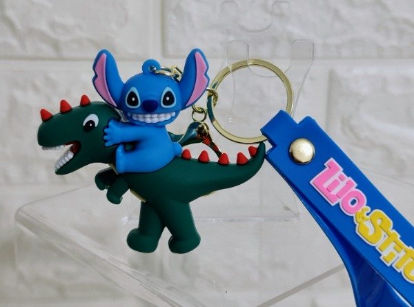 Producto - Llavero Stitch con dinosaurio Goma 3D