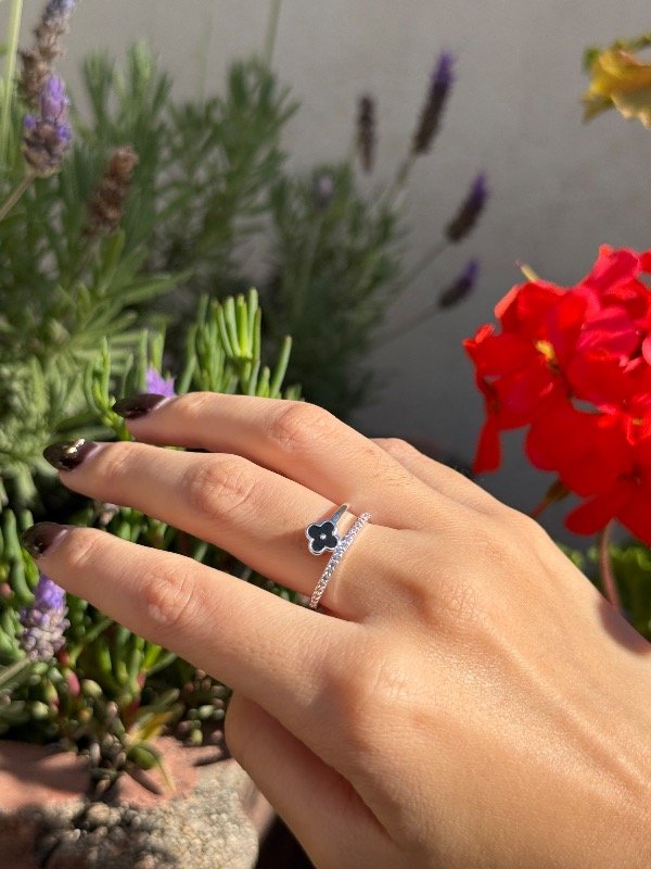 Producto - Anillo doble trébol plateado