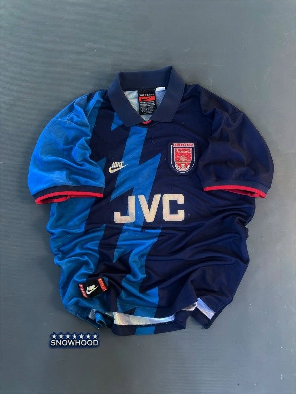 Producto - Arsenal de Inglaterra primer kit 1998