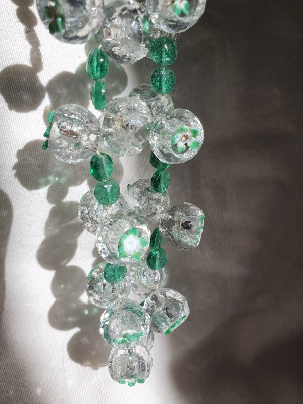 Producto - Collar 30s Burbujas de Cristal Florcitas Verde Esmeralda