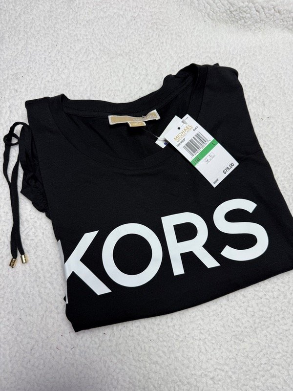 Producto - Remera Michael Kors