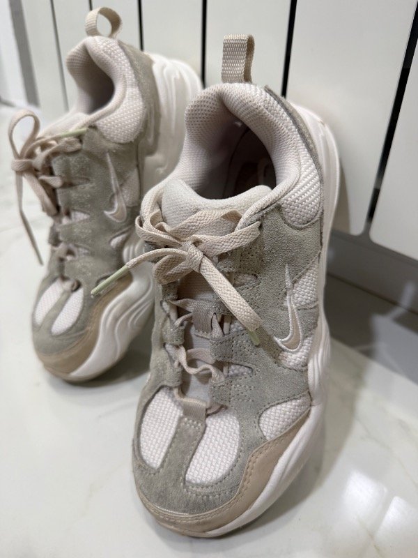 Producto - ZAPATILLAS NIKE USADAS TALLE US 6