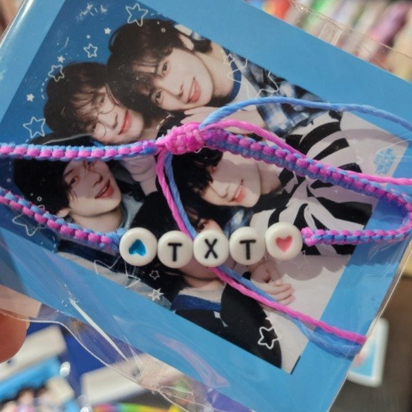 Producto - PULSERA DE HILO TXT HEART