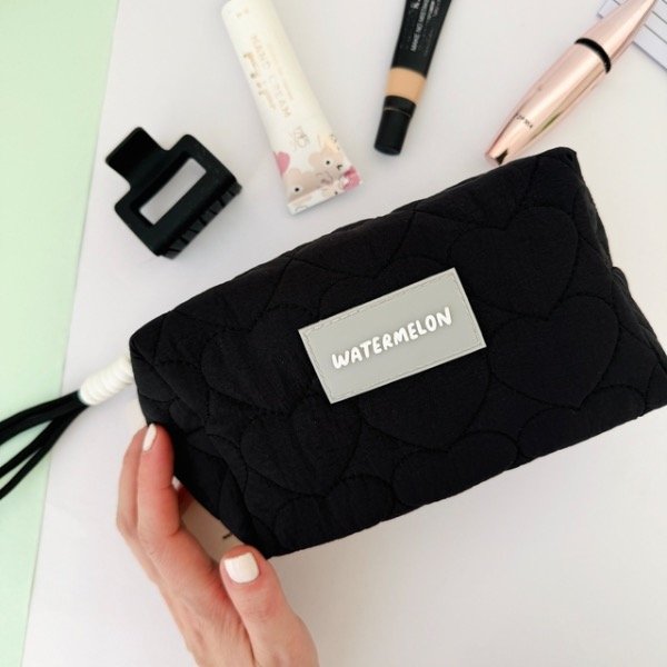 Producto - Neceser corazón negro