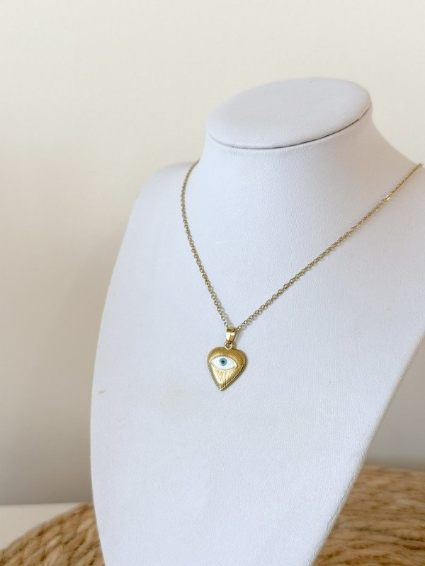 Producto - Collar Corazón Ojo - 1