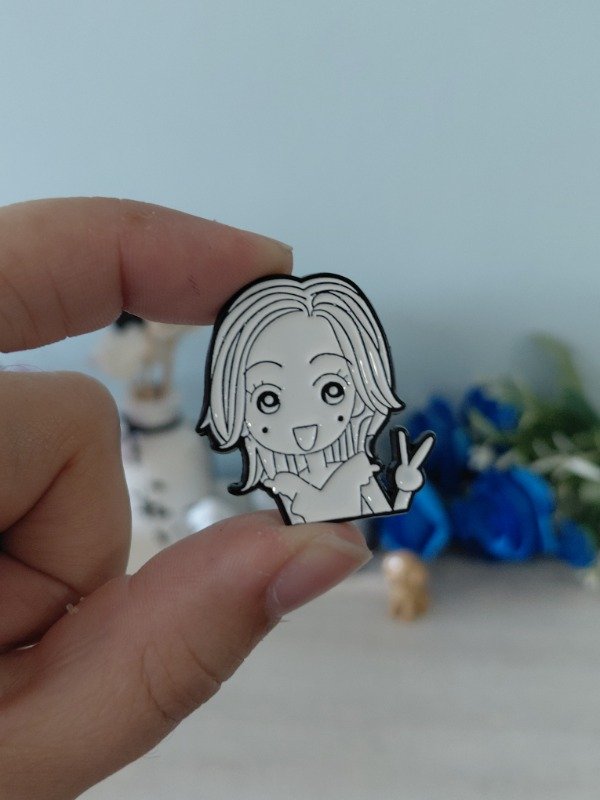 Producto - Pin metalizado - Nana #0417