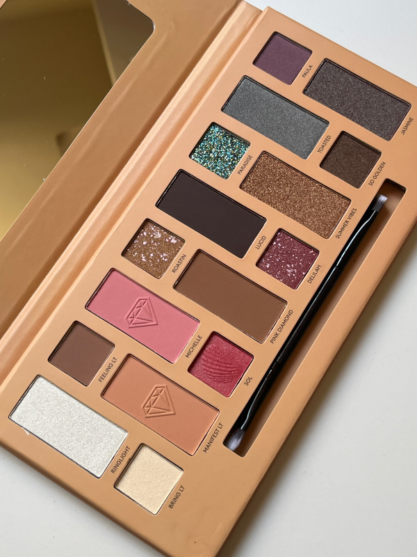 Producto - Paleta de sombras Beige - Doll Ghost