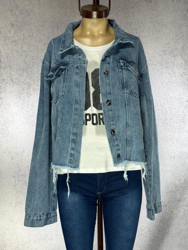 Producto - CAMPERA DE JEAN RIGIDA CELESTE DESFLECADA