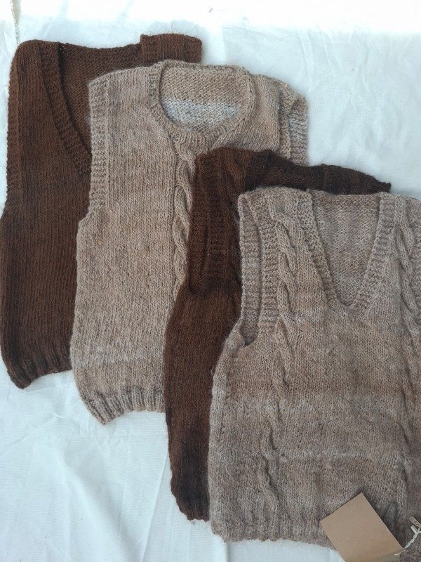 Producto - CHALECO LANA USUHIA