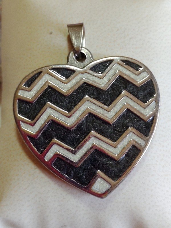 Producto - Corazón Black and White