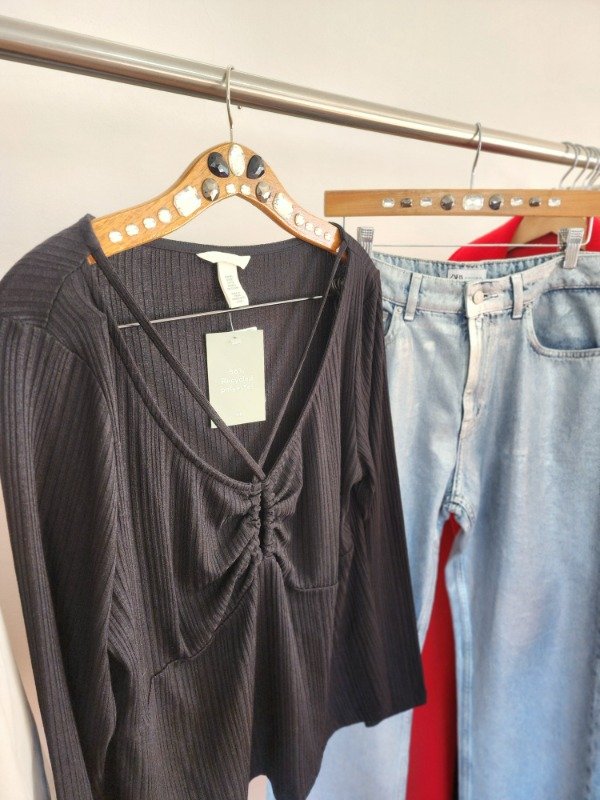 Producto - Remera plus size HyM