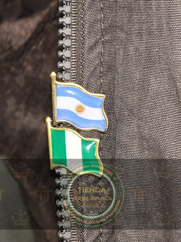 Producto - Pin Escarapela ARGENTINA + VERDEBLANCO (Metálicos)