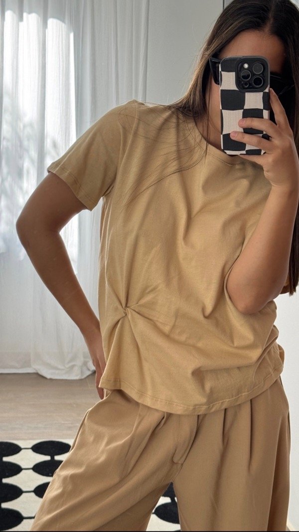 Producto - Remera Nules