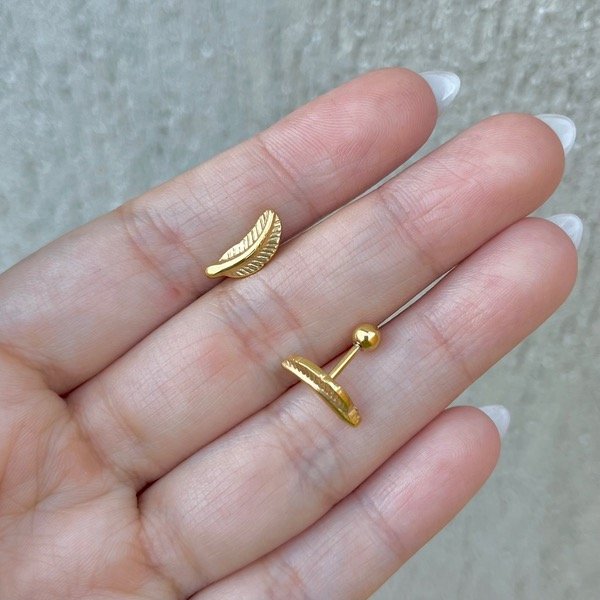 Producto - Piercing helix hoja dorada