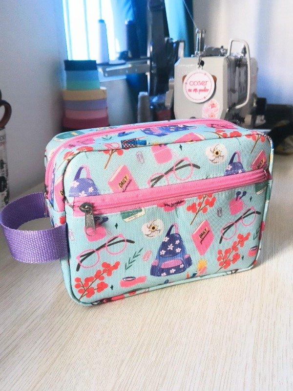 Producto - Neceser con bolsillo Mochilas