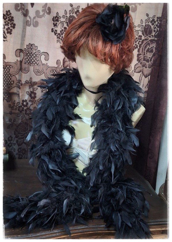 Producto - Boa de plumas negras 1.60mts - 0