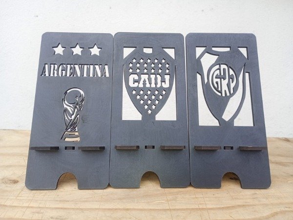 Producto - portacelular color negro con frases cuadros de futbol