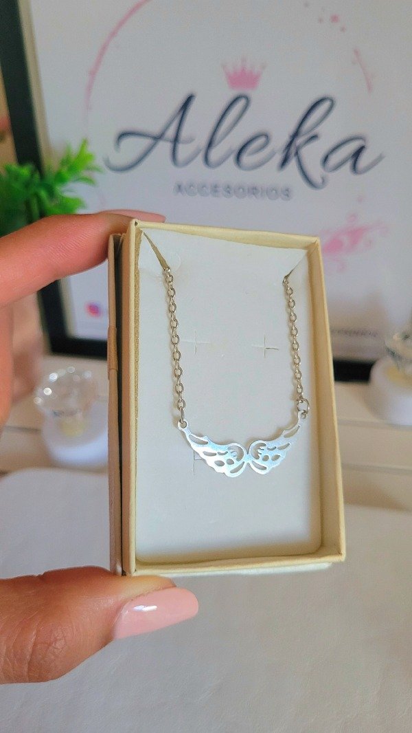 Producto - Collar alas de acero blanco - 1