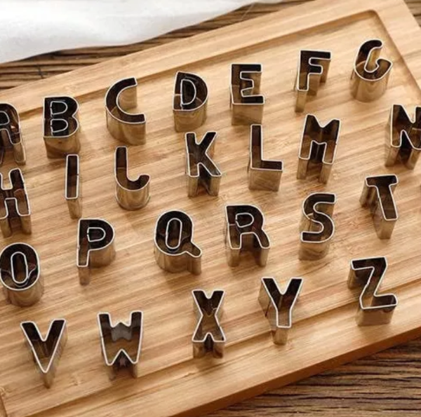 Producto - Blister cortantes abecedario de acero A-Z OUTLET