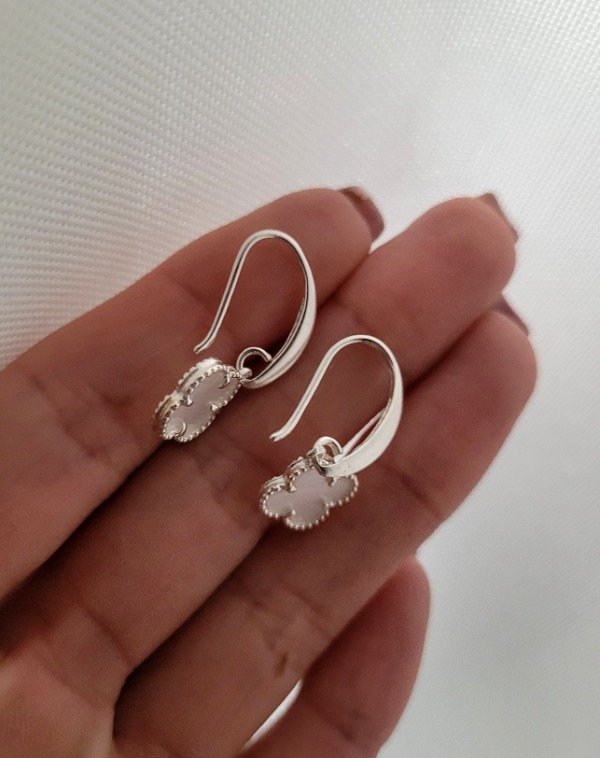 Producto - Aros colgantes Trébol esmaltado blanco Plata 925 - 1