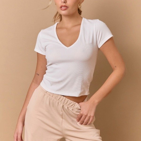 Producto - Remera Escote en V Morley