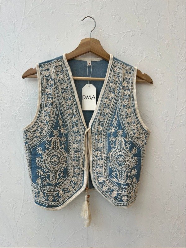 Producto - CHALECO BOHO II