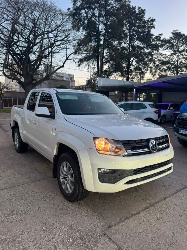 Volkswagen Amarok DC 2.0 TDI Comfortline 4x2 AT 2021 en venta – Centenario Automotores