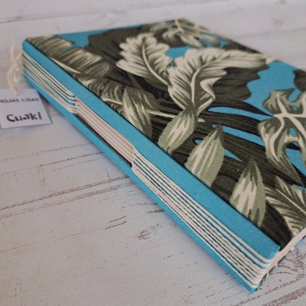 Producto - Cuaderno Liso Costura Ojal Hojas de Adán