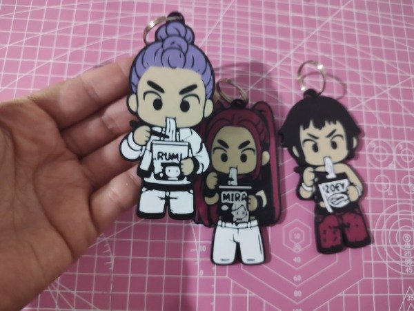 Producto - Llavero guerrera KPop