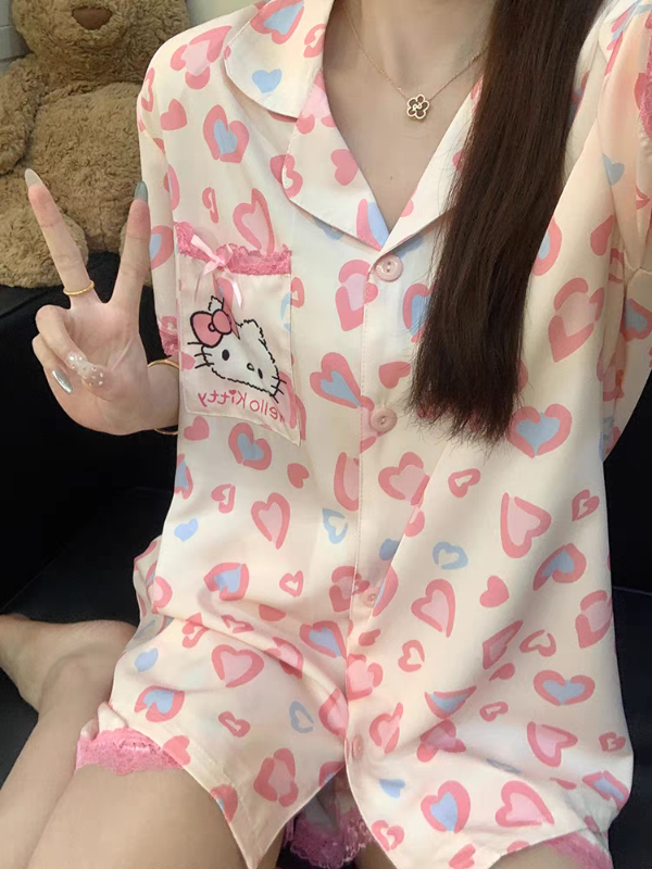 Producto - Pijama Hello Kitty Heart