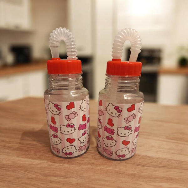 Producto - Botella con sorbete 380cc Kitty