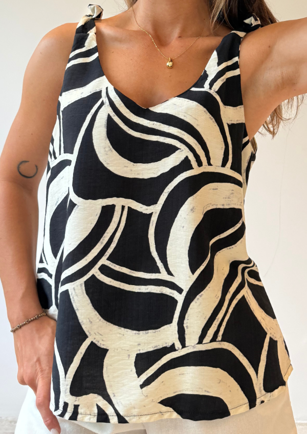 Producto - Blusa MOSQUETA - Circulos negro