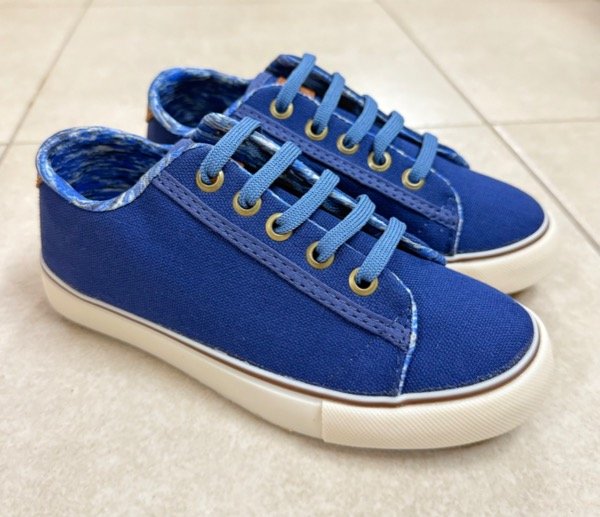 Producto - A 512 Zapatilla lona