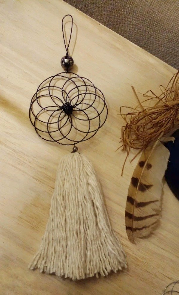 Producto - Colgante flor con borla