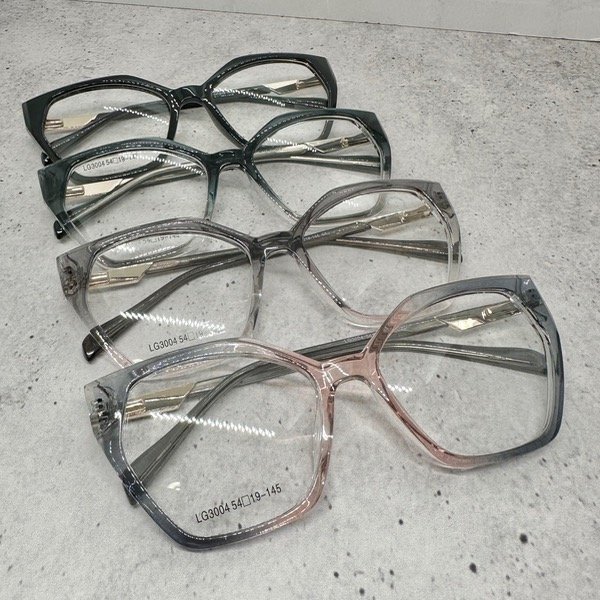 Producto - JULE Modelo 3004, Armazón Cat Oversize varios colores