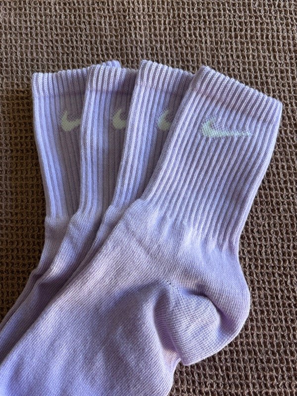 Producto - Nike lila CLASICAS