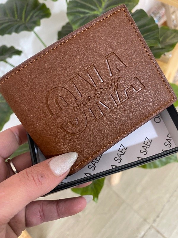 Producto - Billetera Ona Saez 1