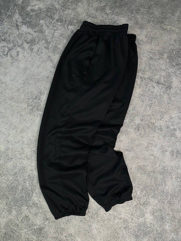 Producto - PANTALON NIKE DRI FIT (L)