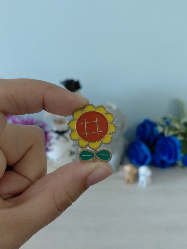 Producto - Pin metalizado - Girasol #0718