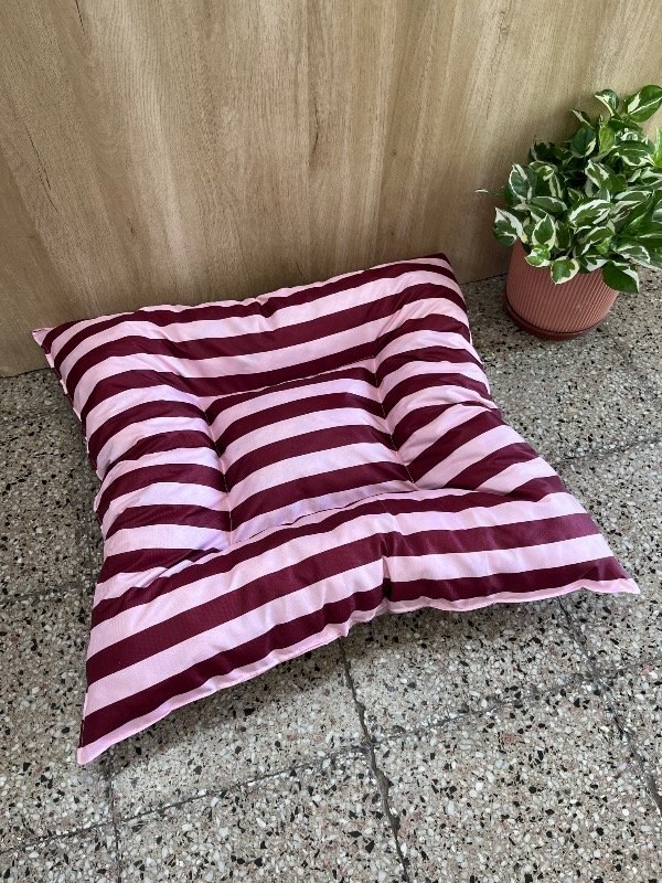 Producto - Almohadón rayas bordó 70 x 75 - 0