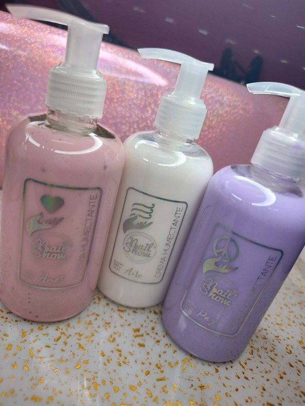 Producto - Crema Humectante Nailshow 240 gr.