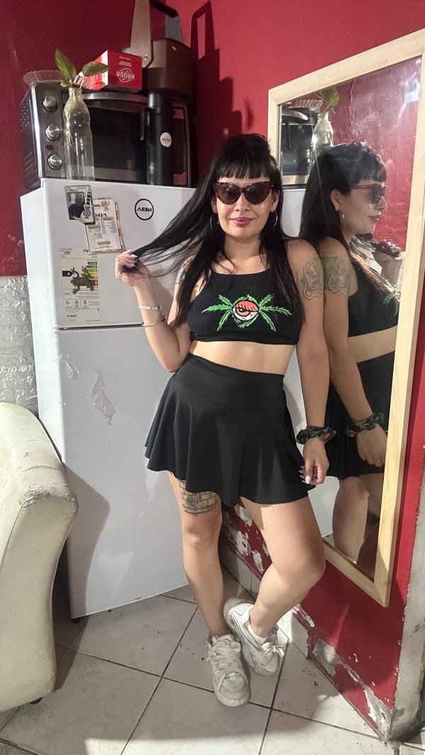 Producto - Pollera con calza lisa