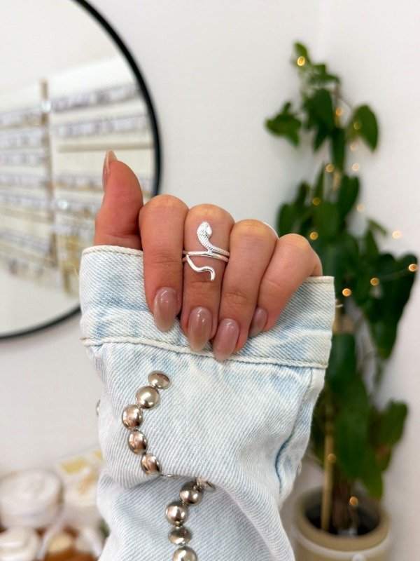 Producto - Anillo acero blanco cobra enrollada