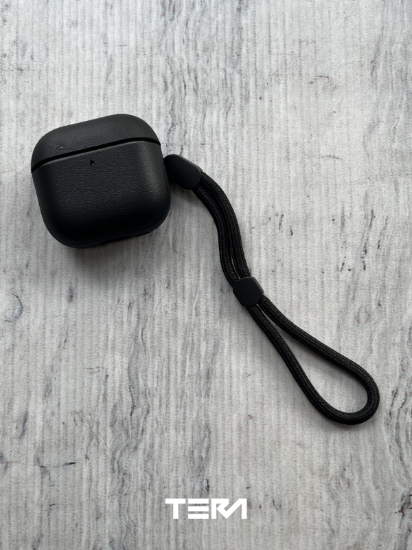 Producto - Protectores Reforzados Airpods 4