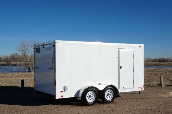 Producto - Trailer Cerrado Estándar - Deluxe: Doble V