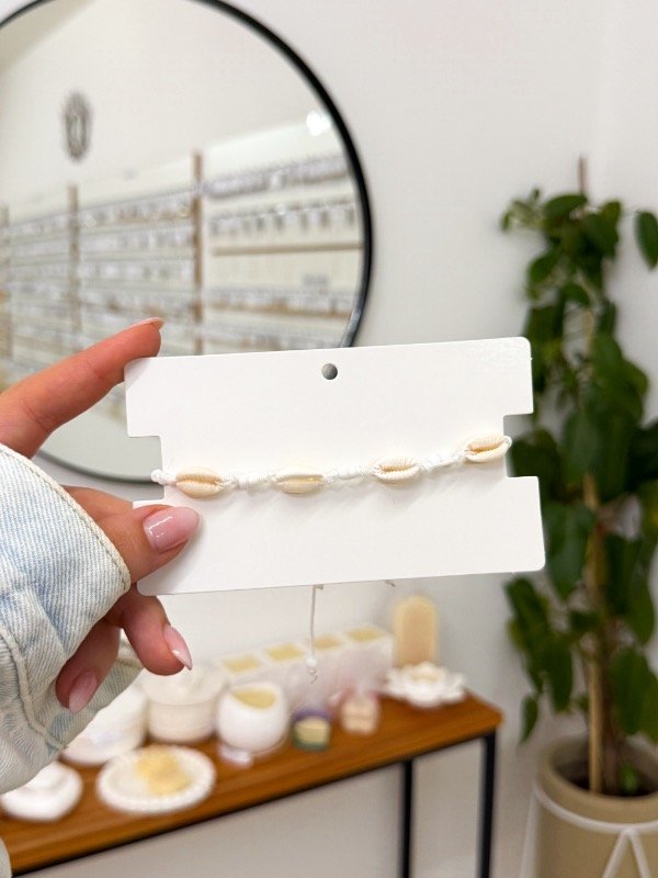 Producto - Pulsera caracoles blancos